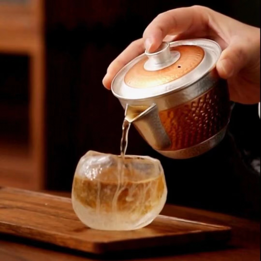 【汀和大福】銀茶具999純銀功夫茶具手工鎏銀錘紋蓋碗 【汀和大福】銀茶具999純銀功夫茶具手工鎏銀錘紋蓋碗